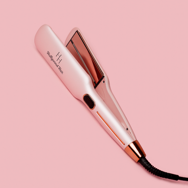 LISO COMO UNA HOJA, Tecnología de campo iónico, Plancha de pelo Hollywood